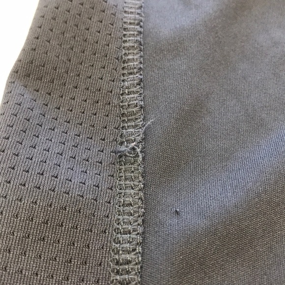 Adidas T-Shirt with Undershirt Size Little Boys 5 - Picture 6 of 8